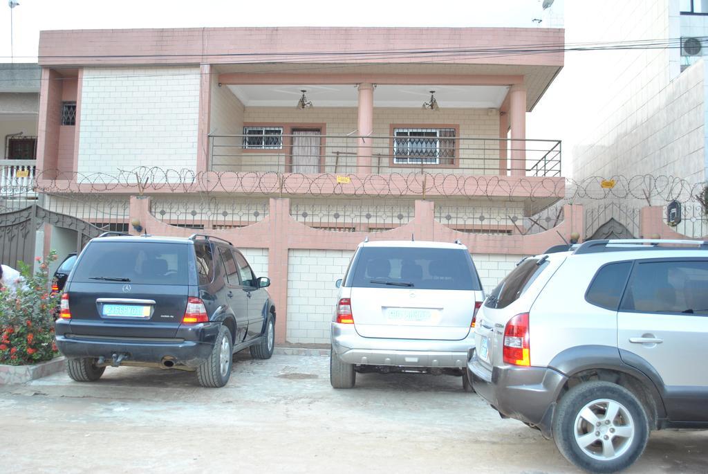Lagrande-Vi Hotel Abidjan Exterior photo