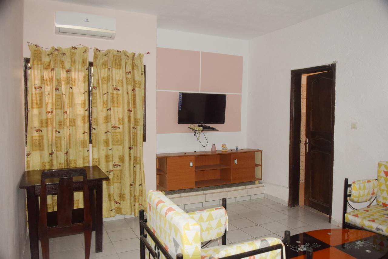 Lagrande-Vi Hotel Abidjan Exterior photo