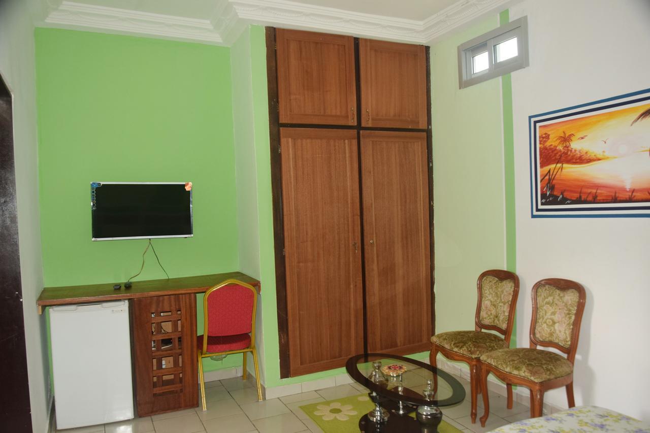 Lagrande-Vi Hotel Abidjan Exterior photo